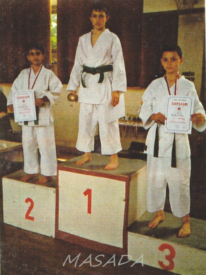 OBI 99/ kata 2. P.Grundza 3. M.Limburský